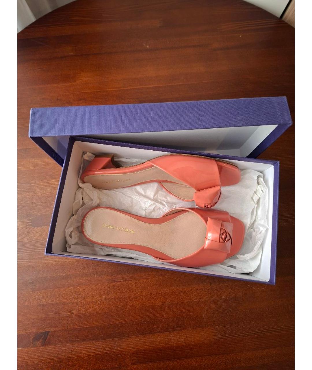 STUART WEITZMAN Розовые сабо из лакированной кожи, фото 6