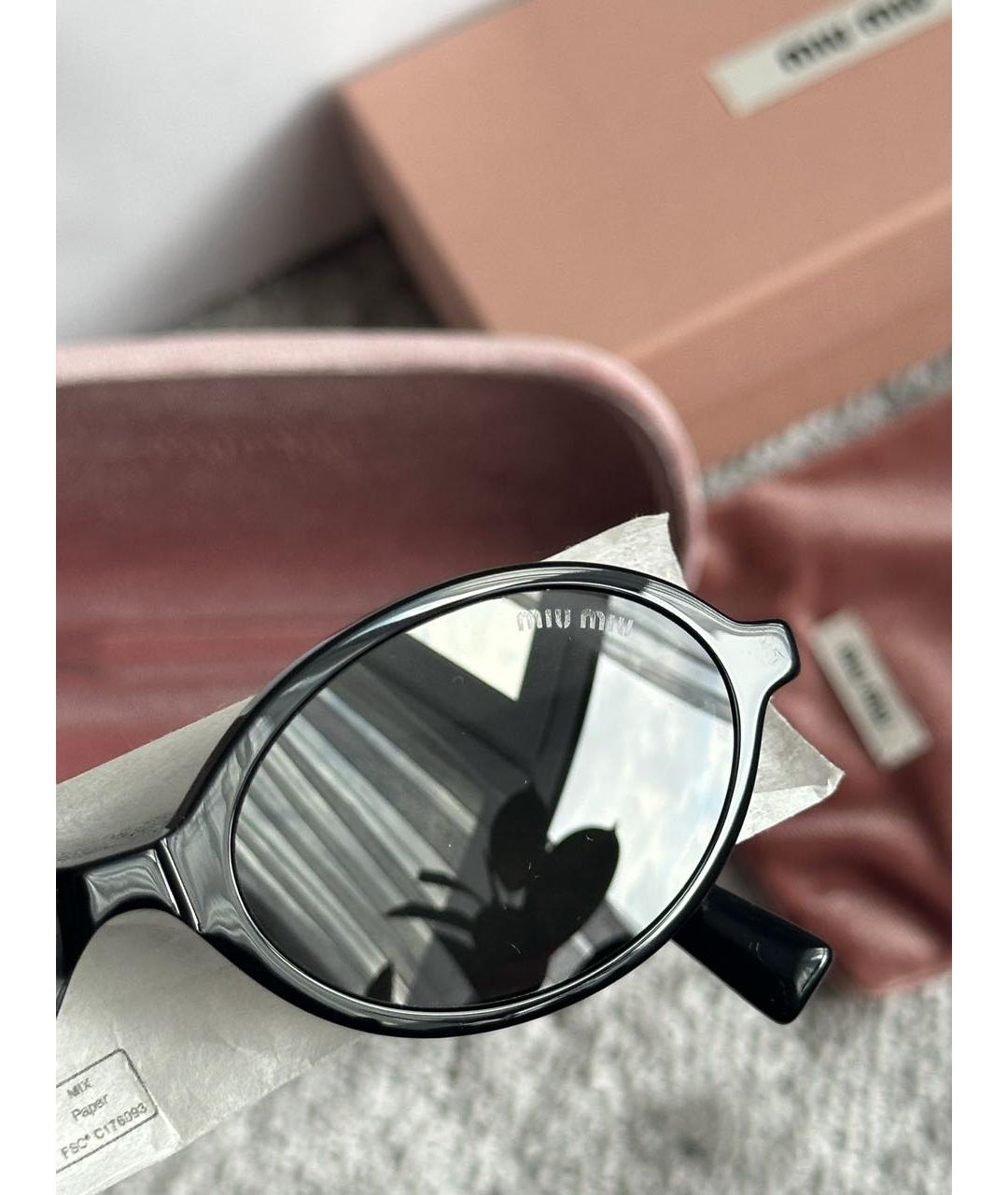 MIU MIU Черные пластиковые солнцезащитные очки, фото 4