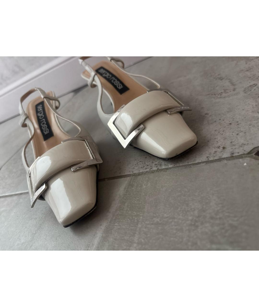 SERGIO ROSSI Бежевые туфли из лакированной кожи, фото 3