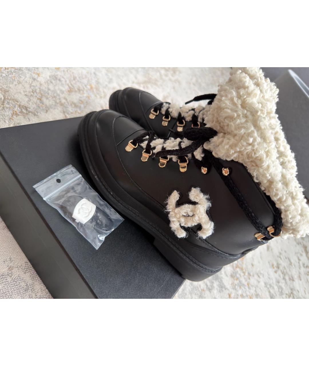 CHANEL Черные кожаные ботинки, фото 2