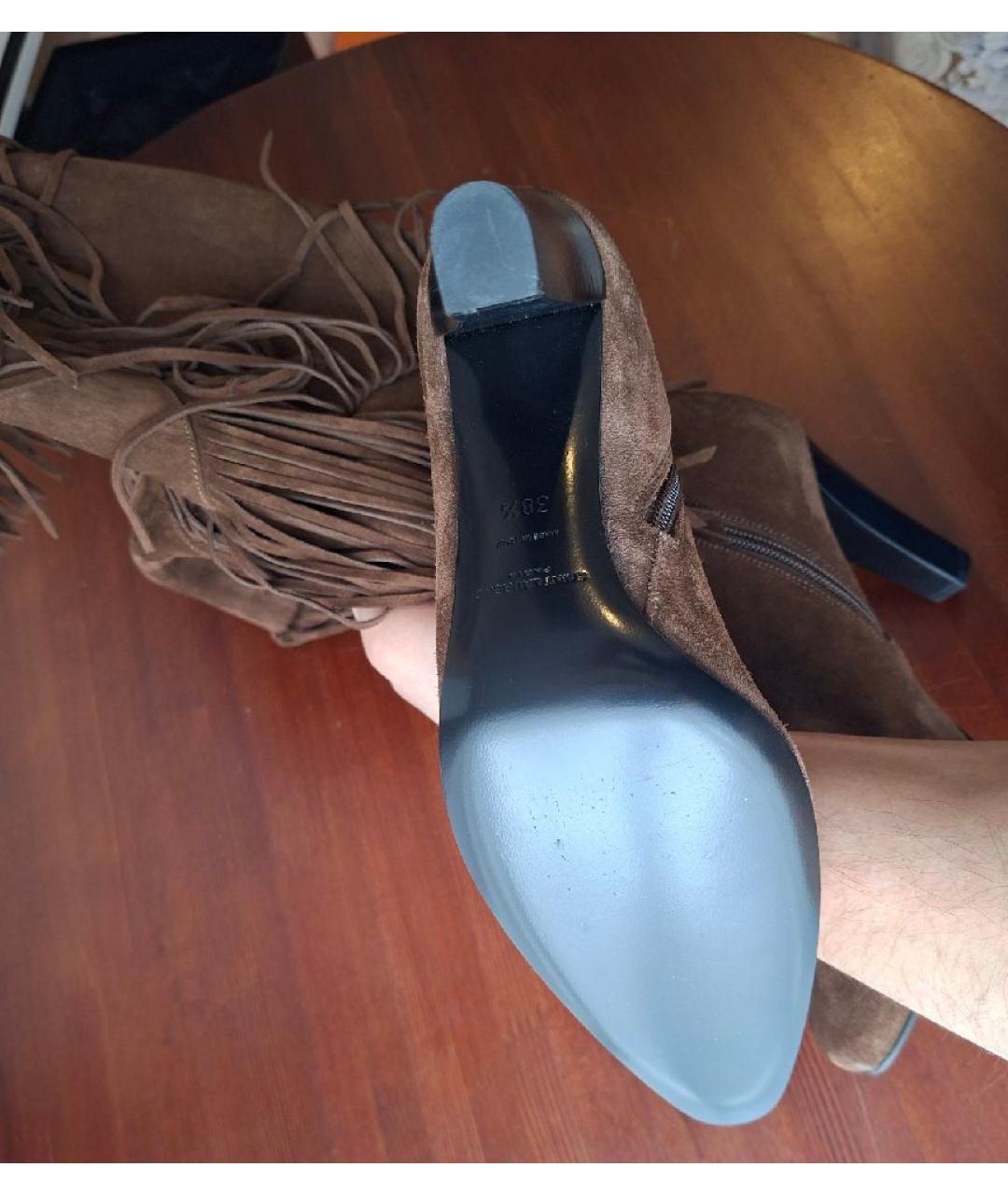 SAINT LAURENT Коричневые замшевые сапоги, фото 4