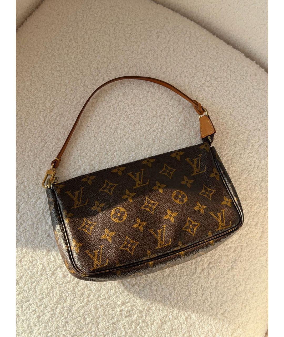 LOUIS VUITTON Коричневая сумка с короткими ручками, фото 3