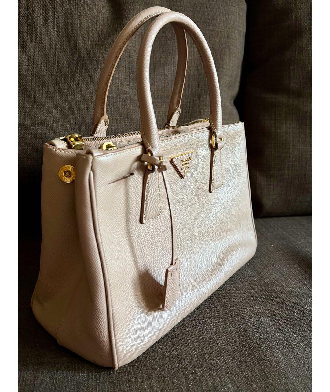 PRADA Бежевая кожаная сумка с короткими ручками, фото 2