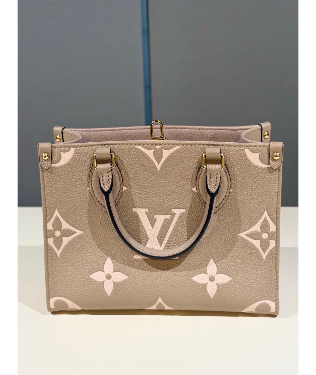 LOUIS VUITTON Бежевая кожаная сумка с короткими ручками, фото 6