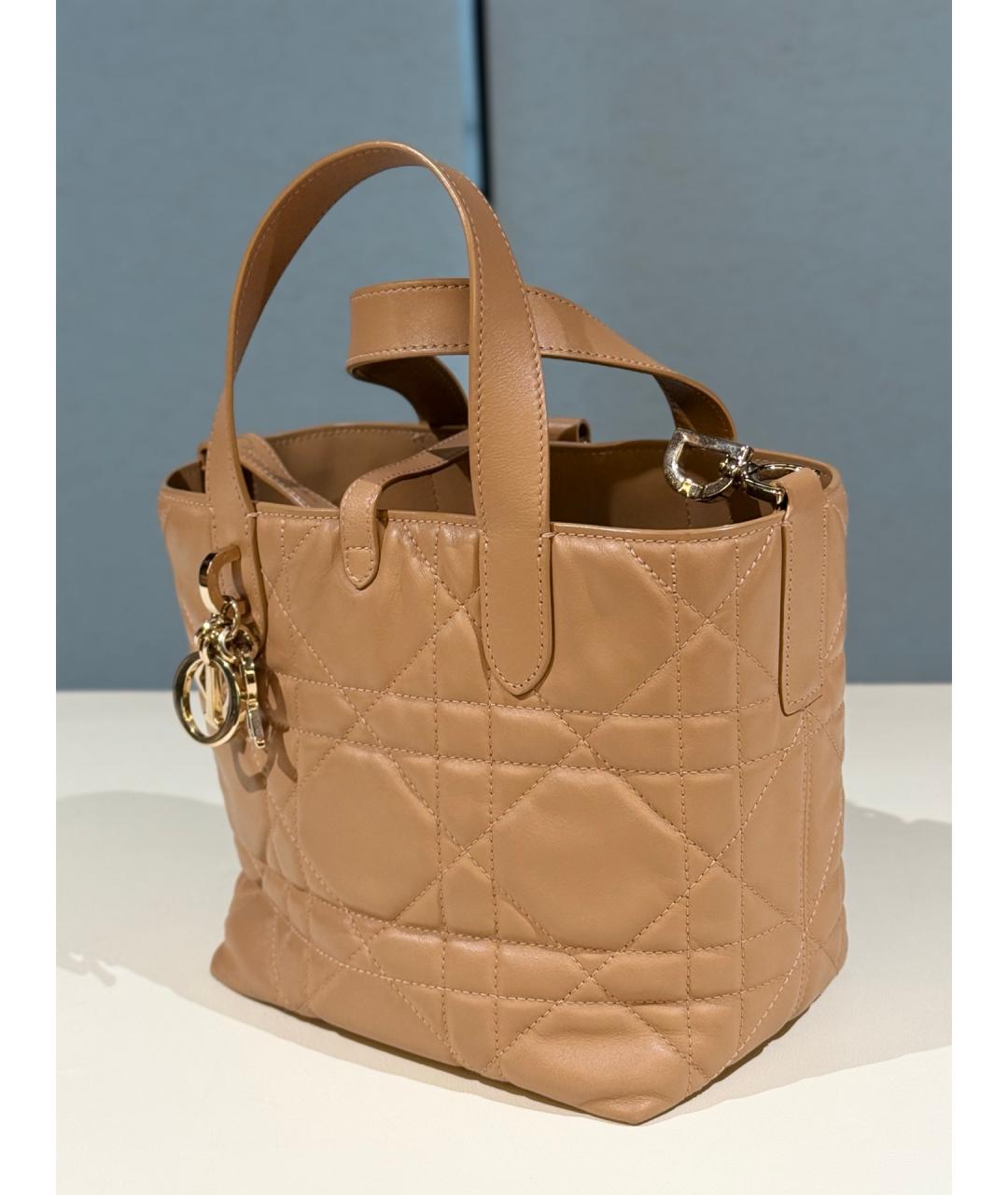 CHRISTIAN DIOR Бежевая кожаная сумка тоут, фото 3