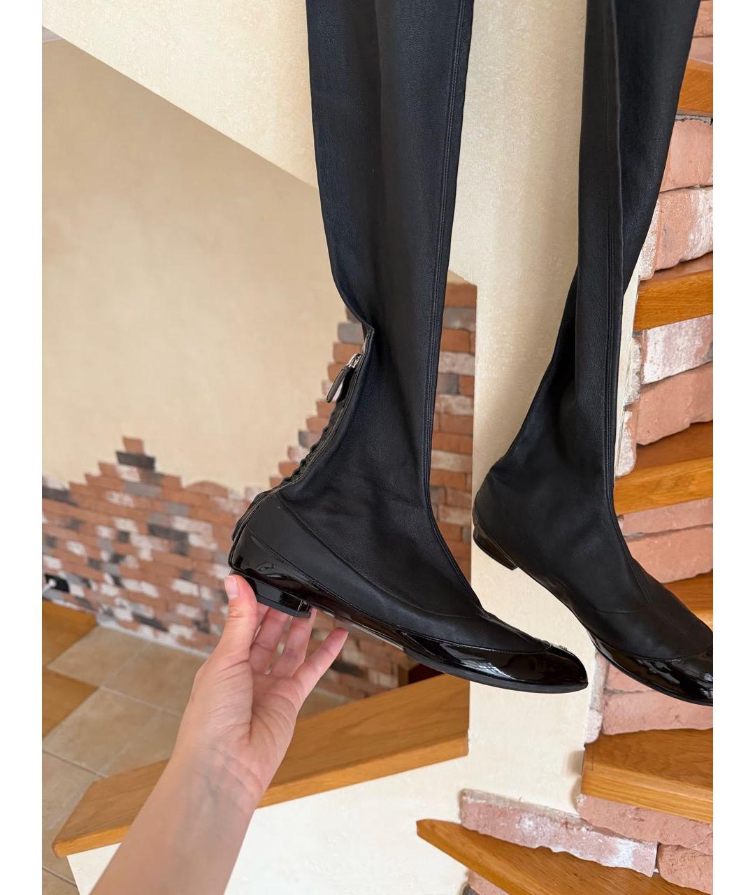 CHANEL Черные ботфорты, фото 3