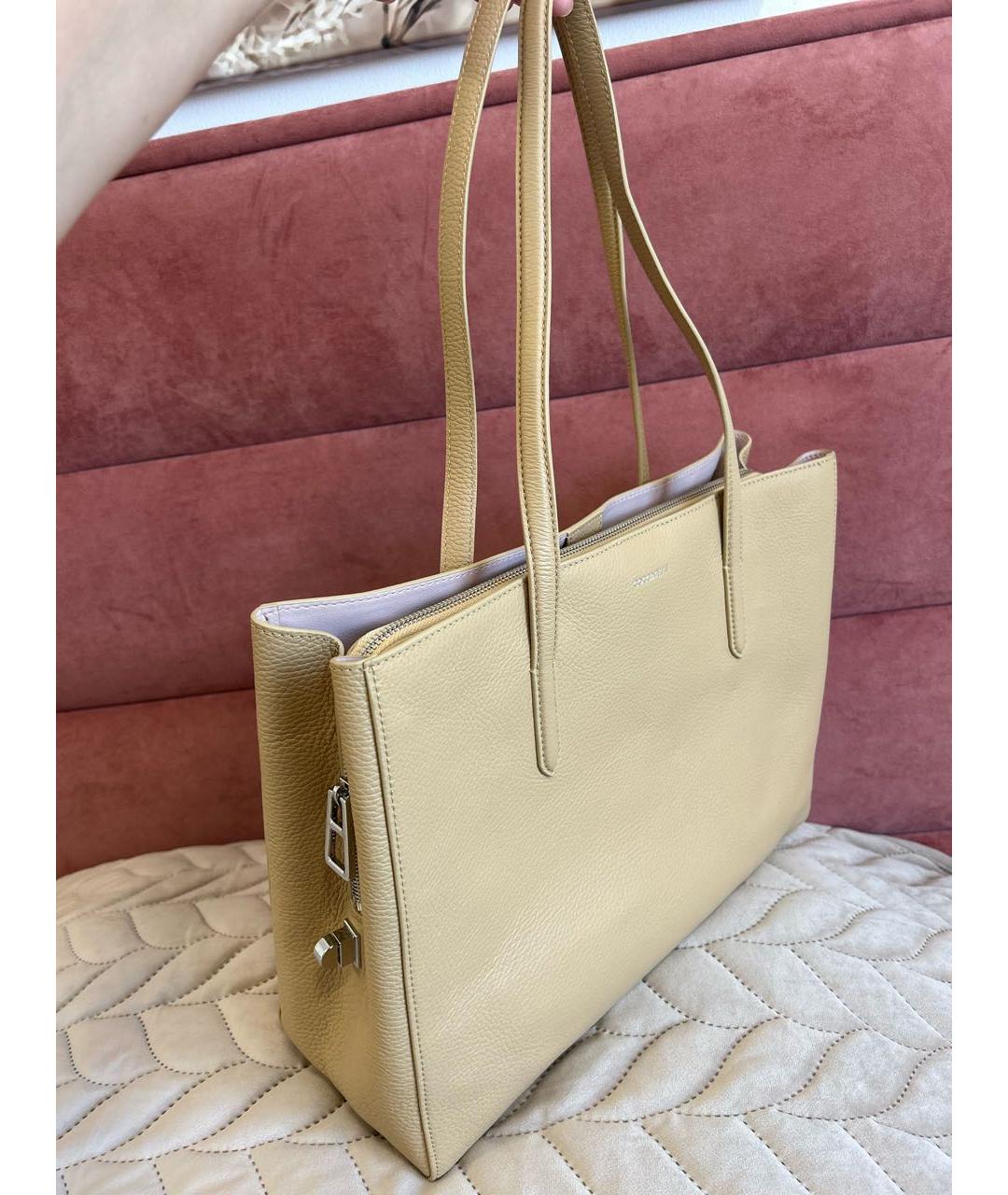 COCCINELLE Бежевая кожаная сумка через плечо, фото 2