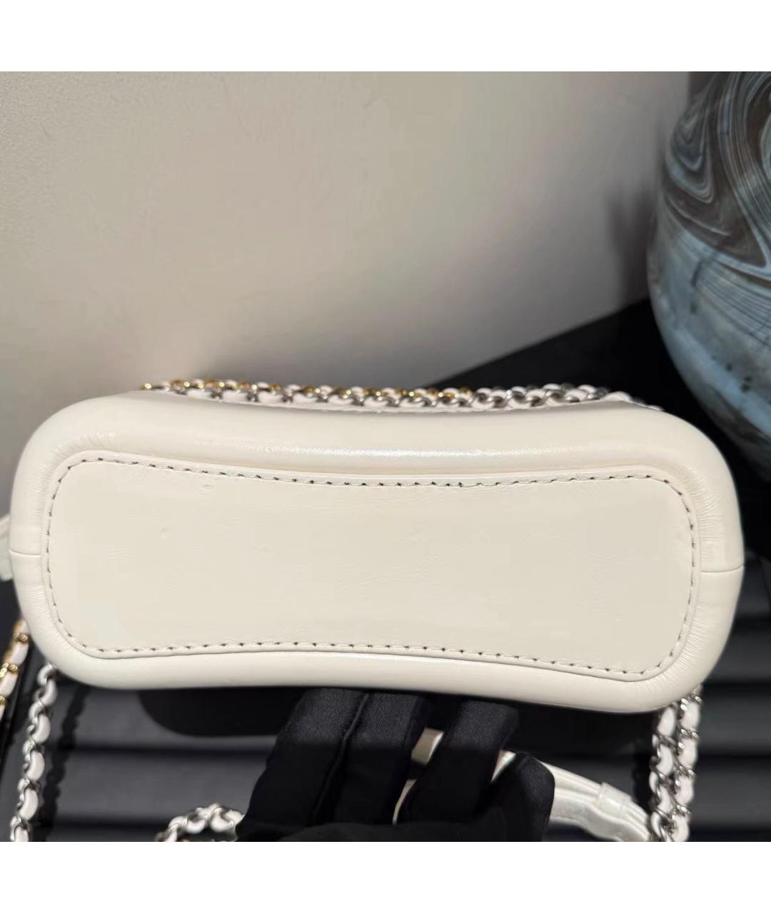 CHANEL Белая кожаная сумка через плечо, фото 5