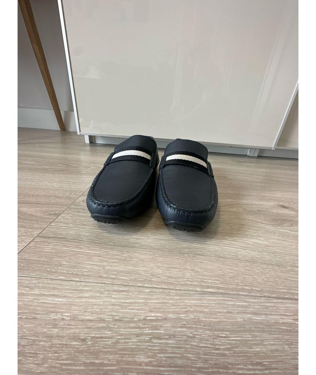 BALLY Темно-синие кожаные мокасины, фото 2