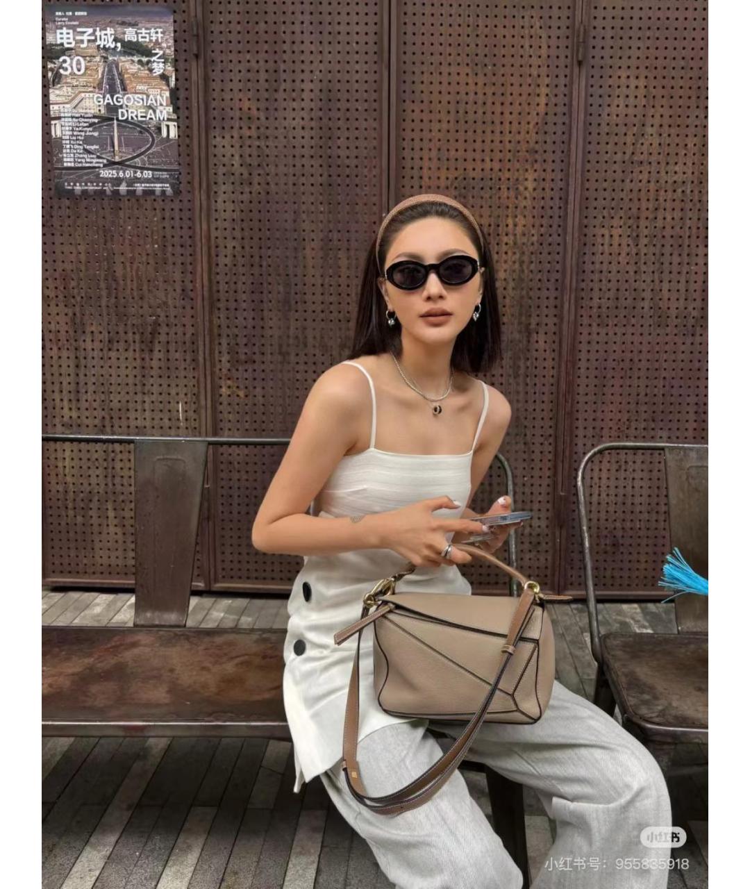 LOEWE Хаки кожаная сумка с короткими ручками, фото 6