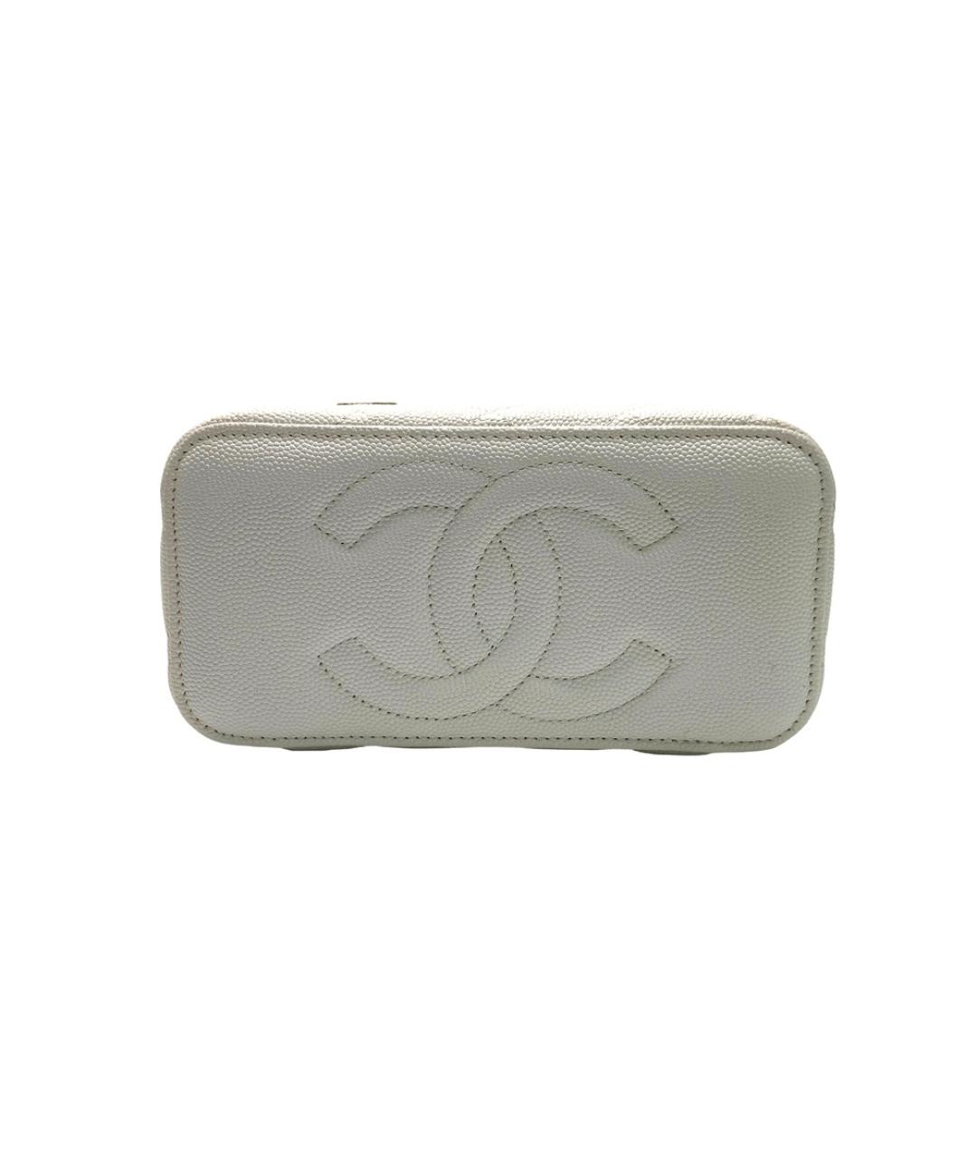 CHANEL Белая кожаная сумка через плечо, фото 4