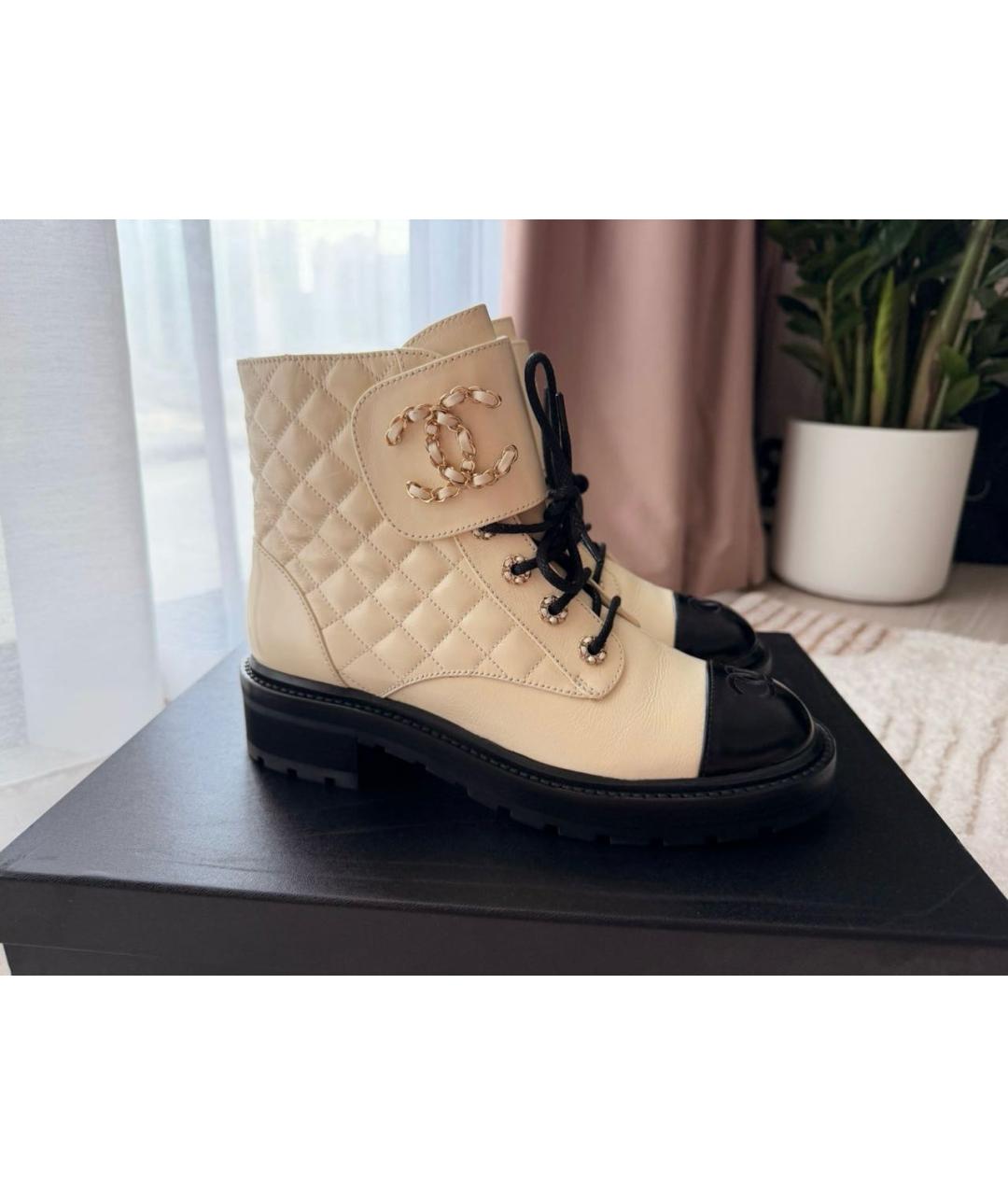 CHANEL Бежевые кожаные ботинки, фото 5