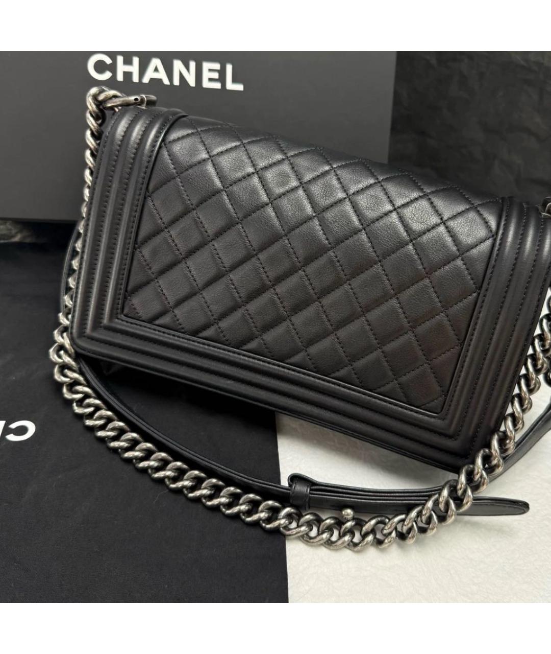 CHANEL Черная кожаная сумка через плечо, фото 2