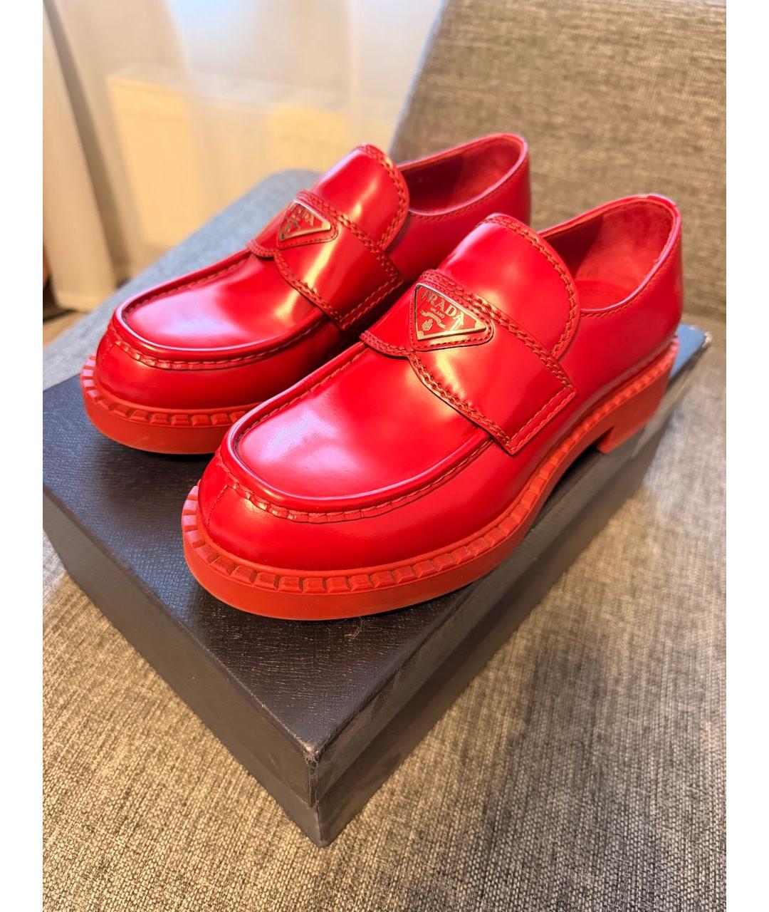 PRADA Красные кожаные лоферы, фото 5