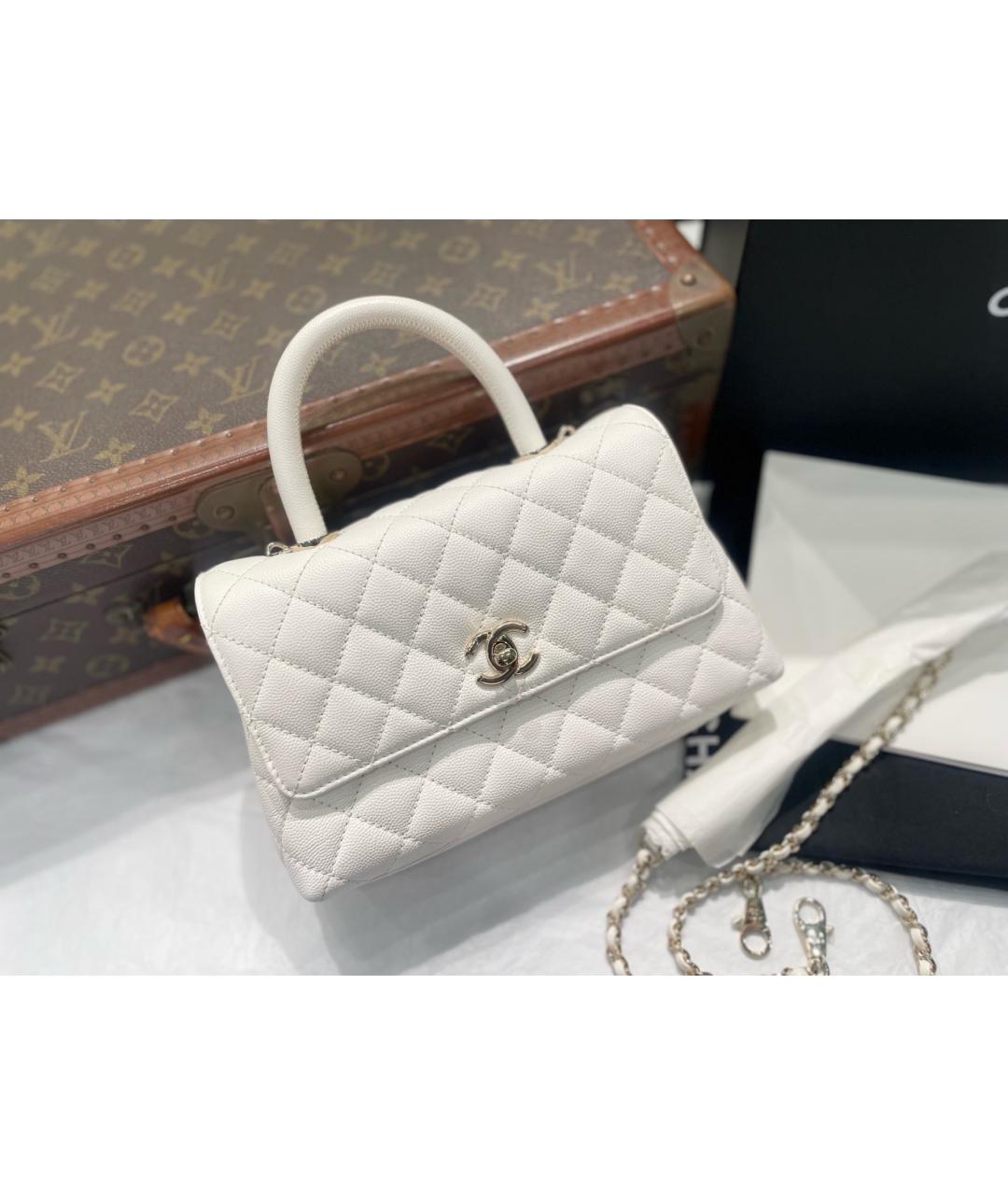 CHANEL Белая кожаная сумка с короткими ручками, фото 7