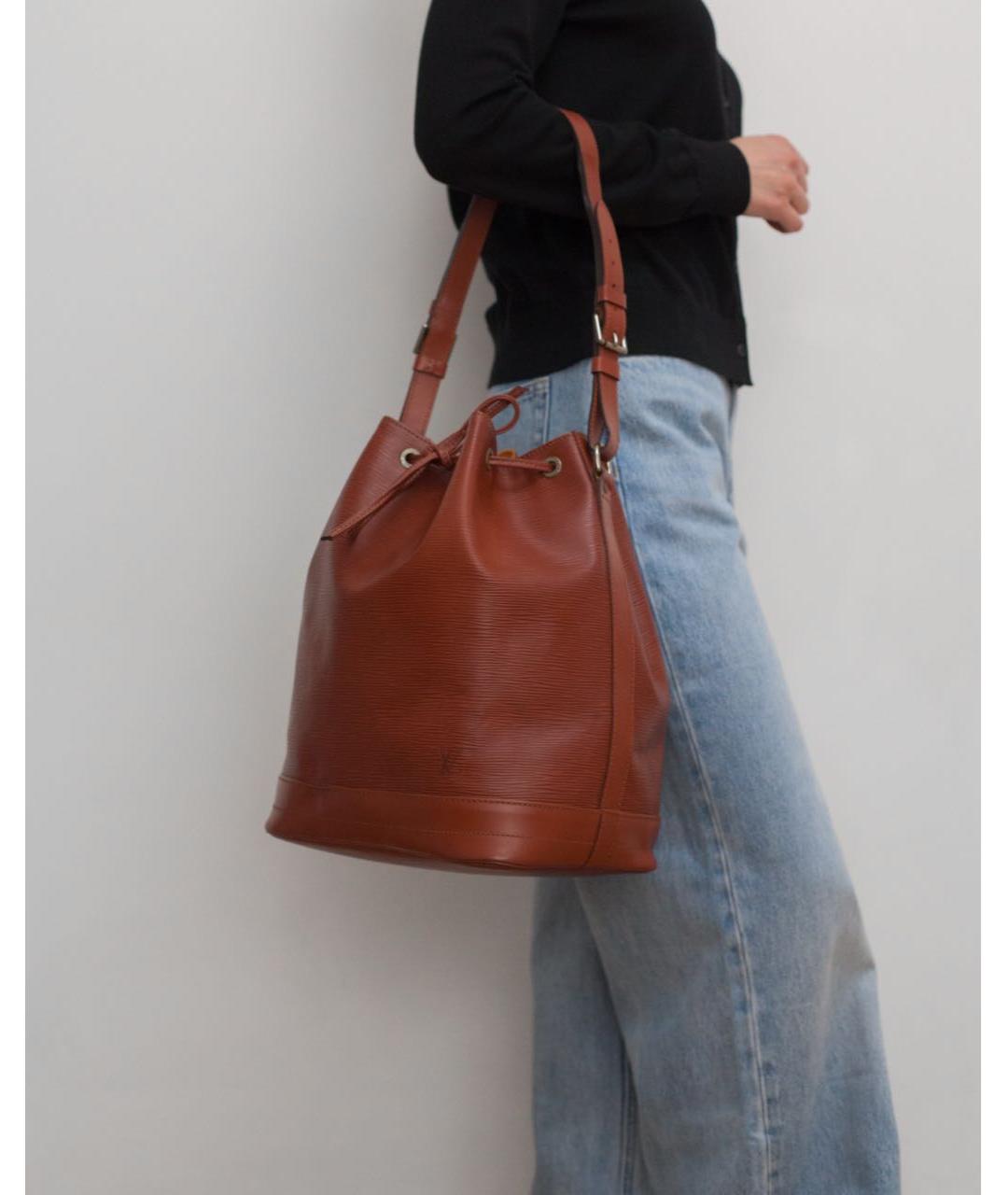 LOUIS VUITTON Кожаная сумка через плечо, фото 4