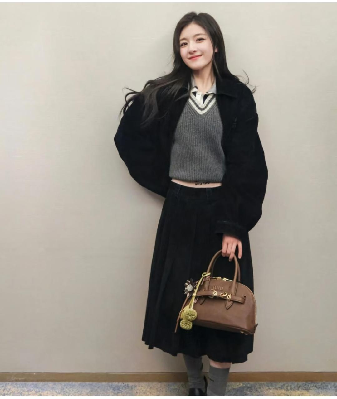 MIU MIU Коричневая кожаная сумка тоут, фото 4