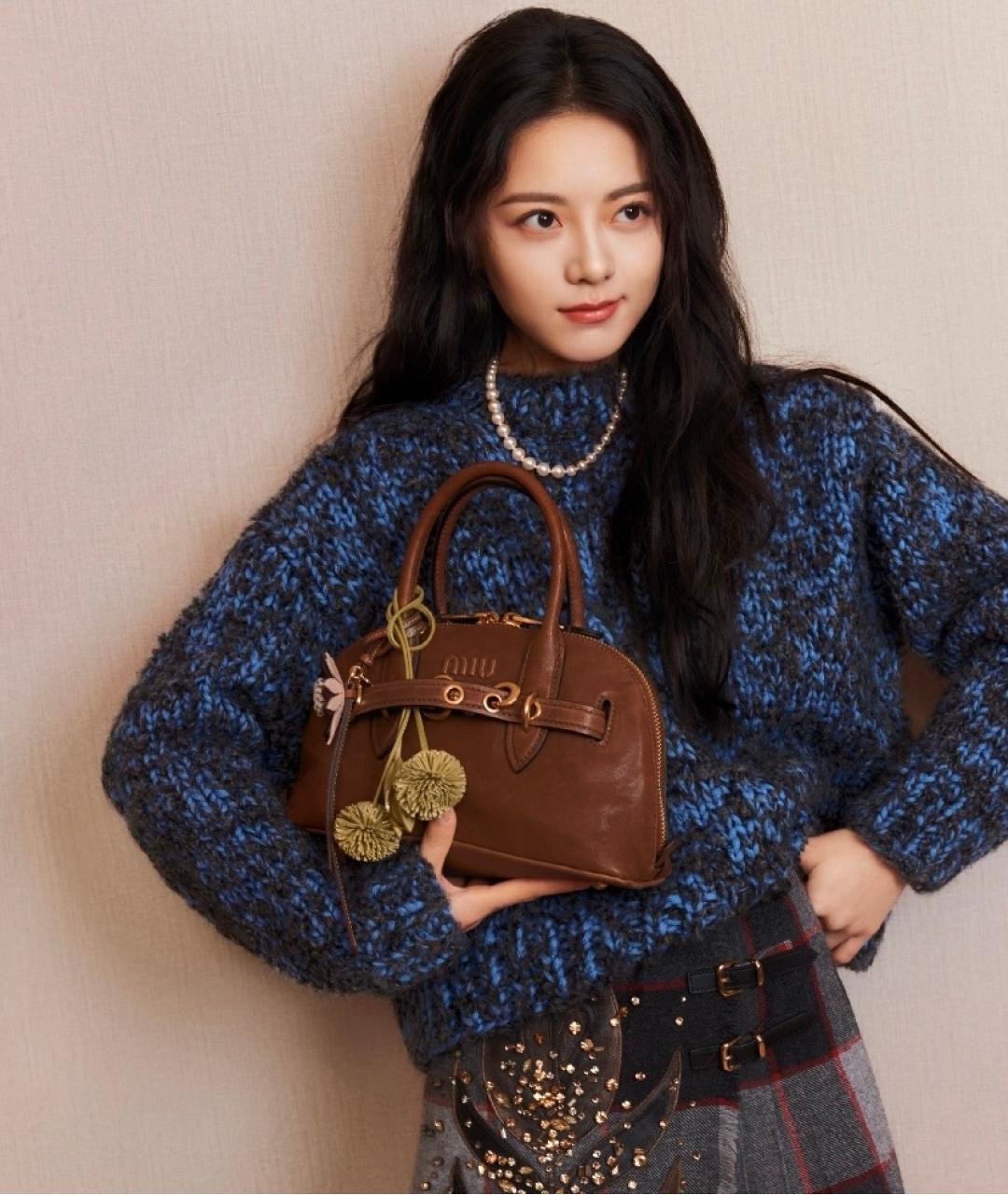 MIU MIU Коричневая кожаная сумка тоут, фото 5