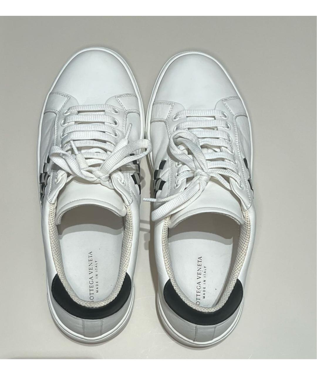 BOTTEGA VENETA Белые кожаные низкие кроссовки / кеды, фото 3
