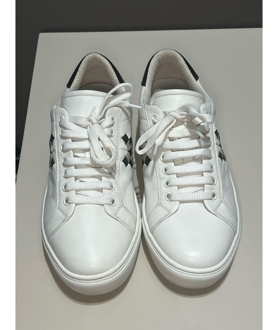 BOTTEGA VENETA Белые кожаные низкие кроссовки / кеды, фото 2