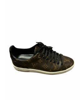 LOUIS VUITTON Кеды