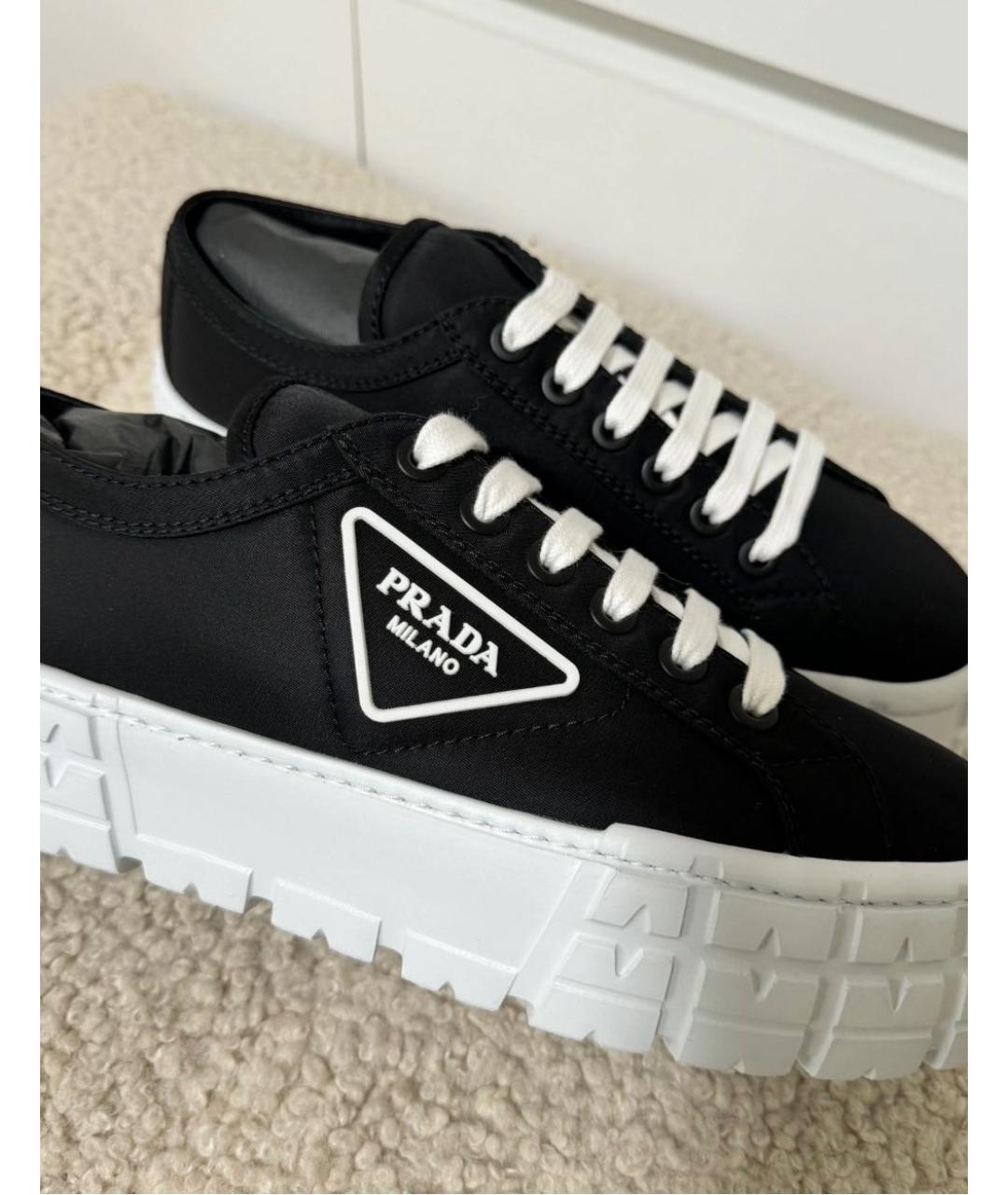 PRADA Черные текстильные кеды, фото 3