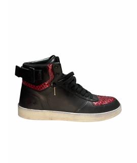 LOUIS VUITTON Высокие кроссовки / кеды