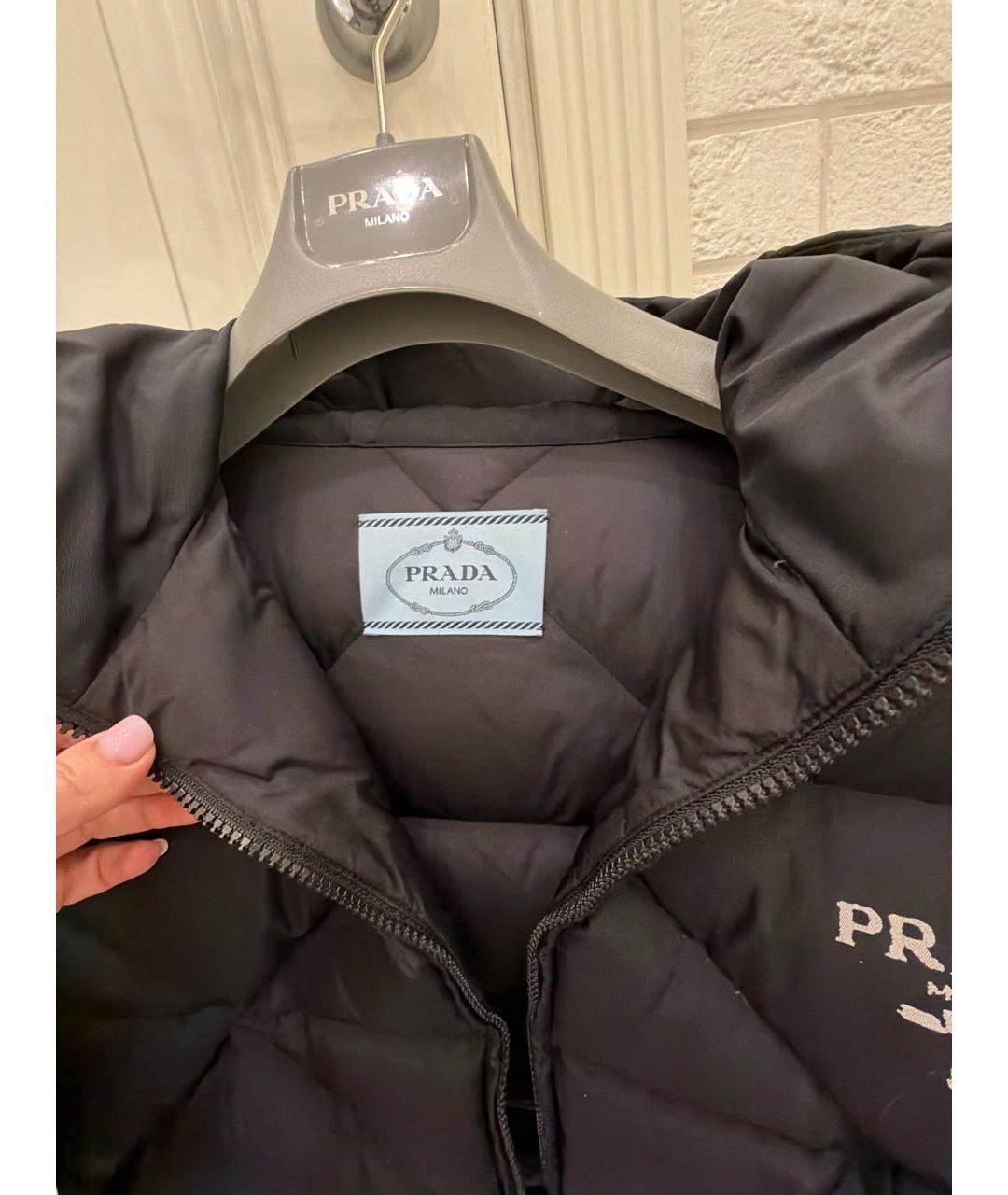 PRADA Черный полиамидовый пуховик, фото 3