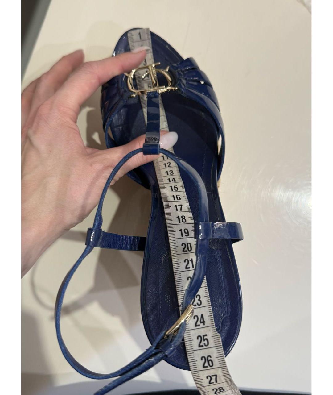 CHRISTIAN DIOR Синие босоножки из лакированной кожи, фото 8