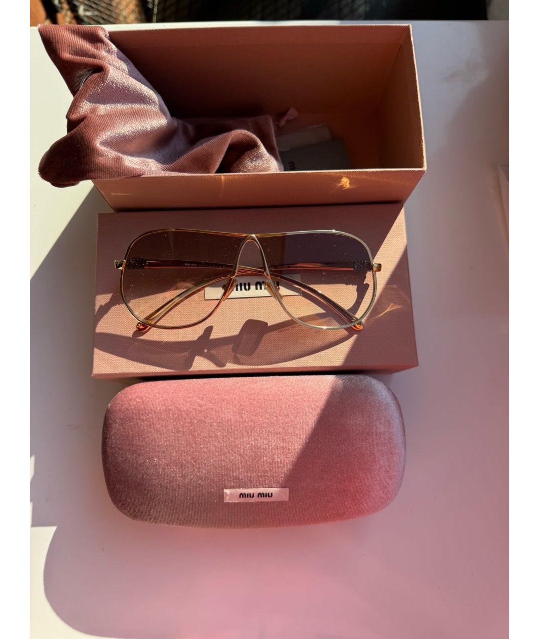 MIU MIU Золотые металлические солнцезащитные очки, фото 5