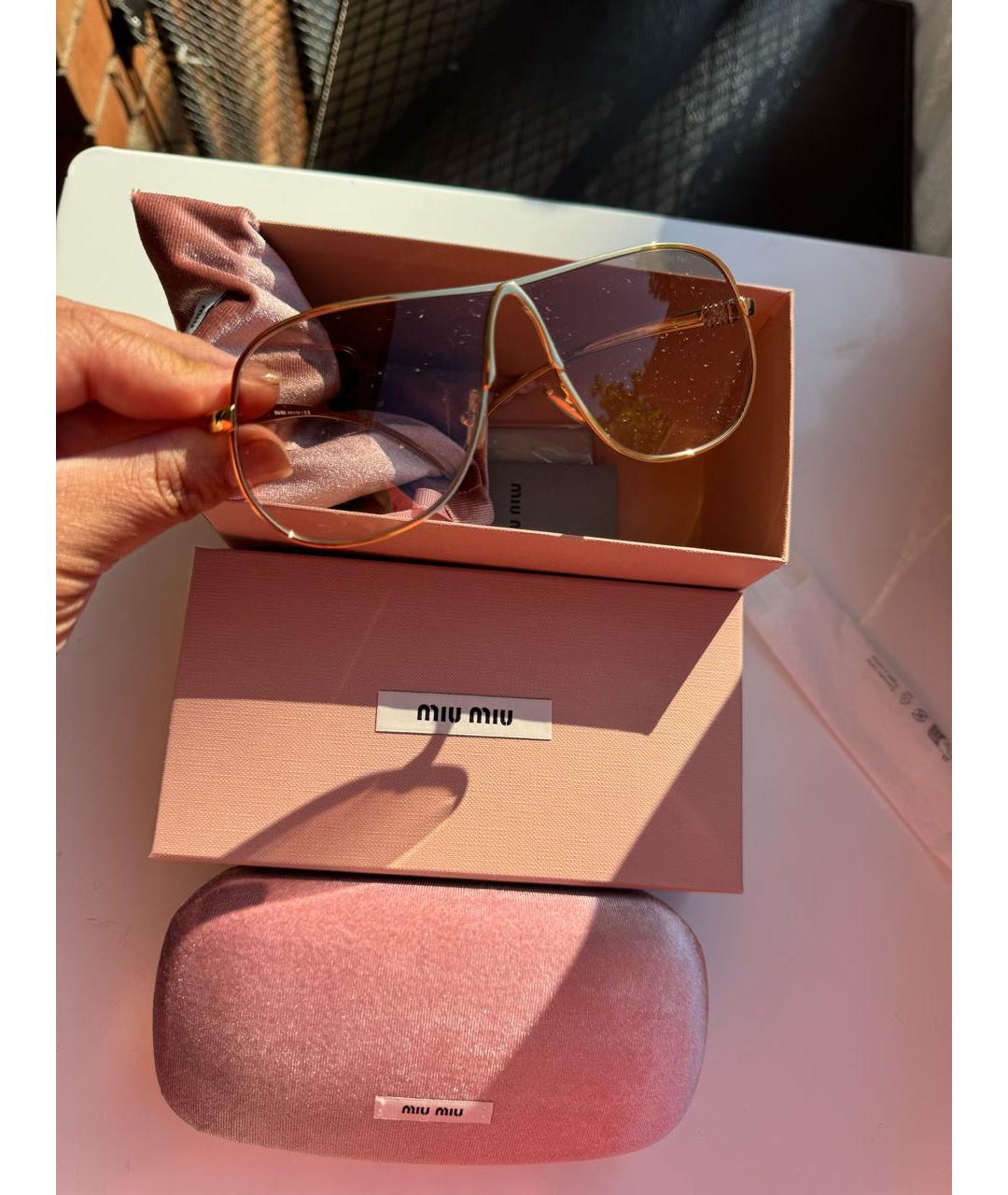 MIU MIU Золотые металлические солнцезащитные очки, фото 6