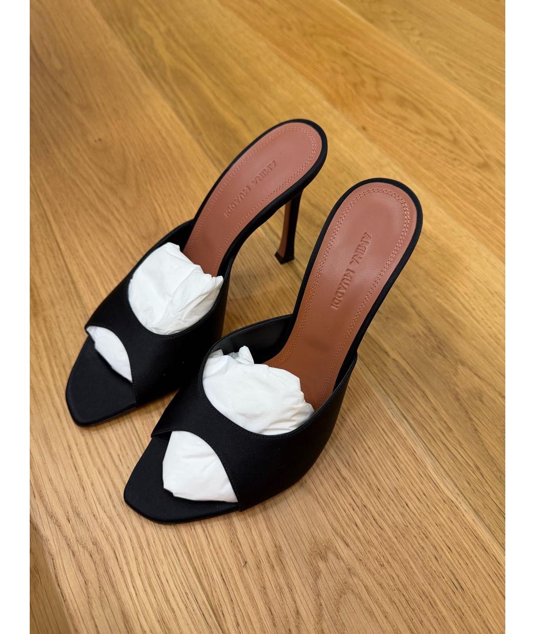 Amina Muaddi Черные текстильные мюли, фото 2