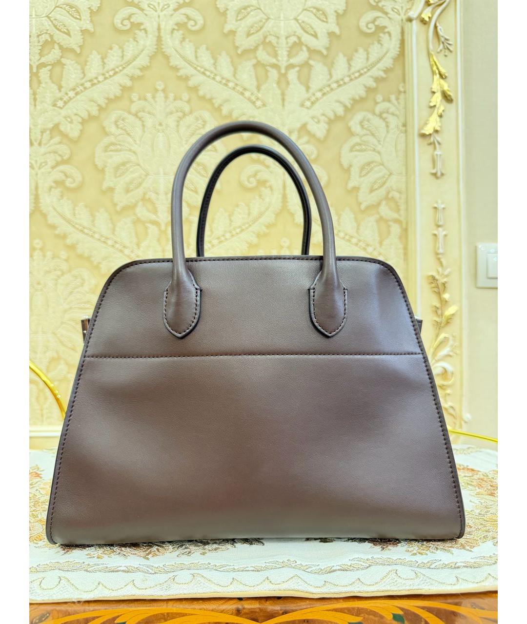 THE ROW Коричневая кожаная сумка с короткими ручками, фото 3