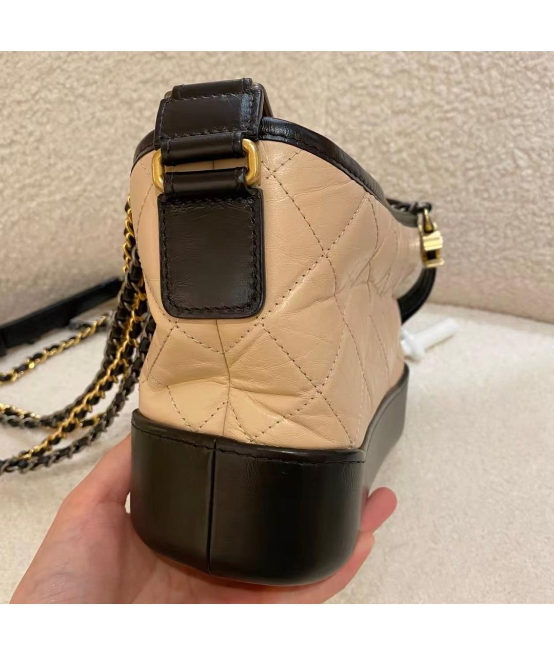 CHANEL Бежевая кожаная сумка через плечо, фото 3