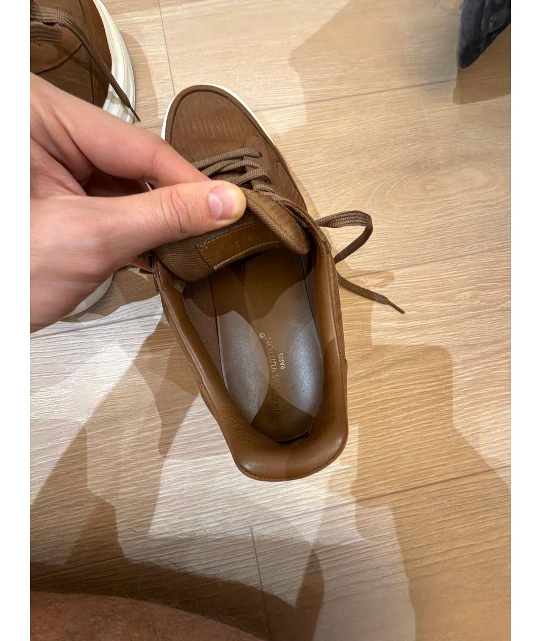 LOUIS VUITTON Коричневые кожаные низкие кроссовки / кеды, фото 5