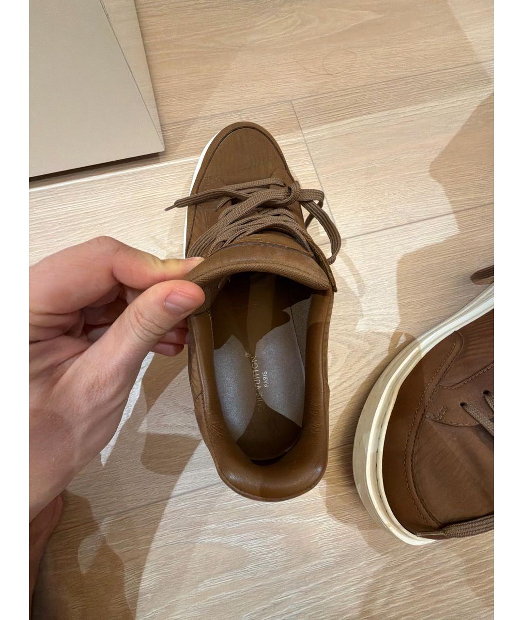 LOUIS VUITTON Коричневые кожаные низкие кроссовки / кеды, фото 6