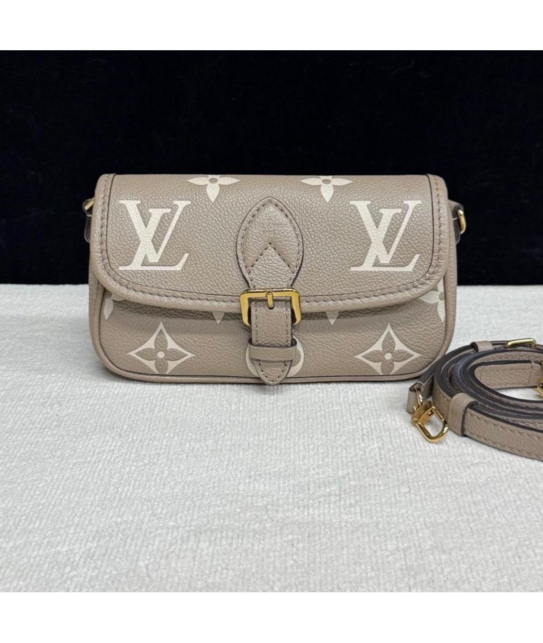 LOUIS VUITTON Бежевая кожаная сумка через плечо, фото 9