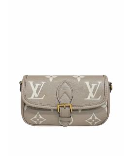 LOUIS VUITTON Сумка через плечо