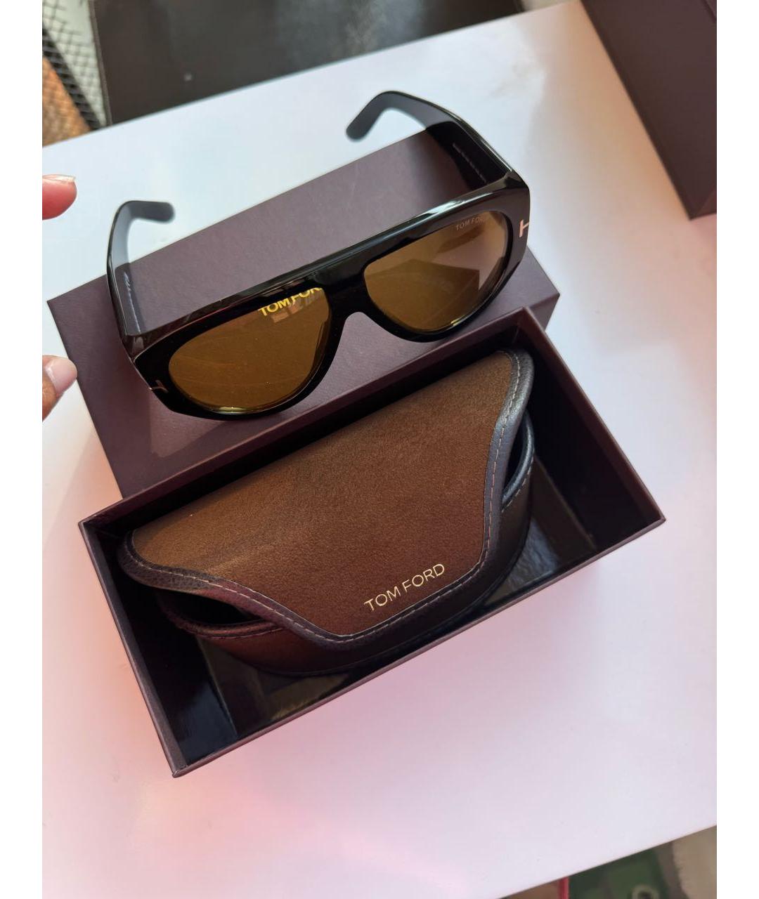 TOM FORD Черные пластиковые солнцезащитные очки, фото 4