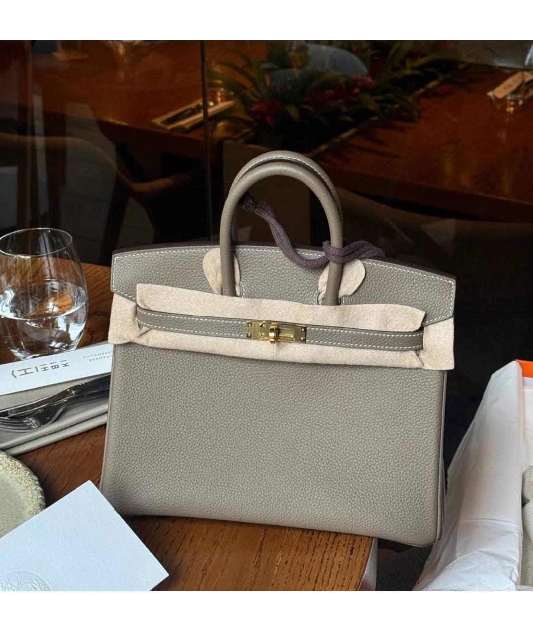 HERMES Коричневая кожаная сумка с короткими ручками, фото 2