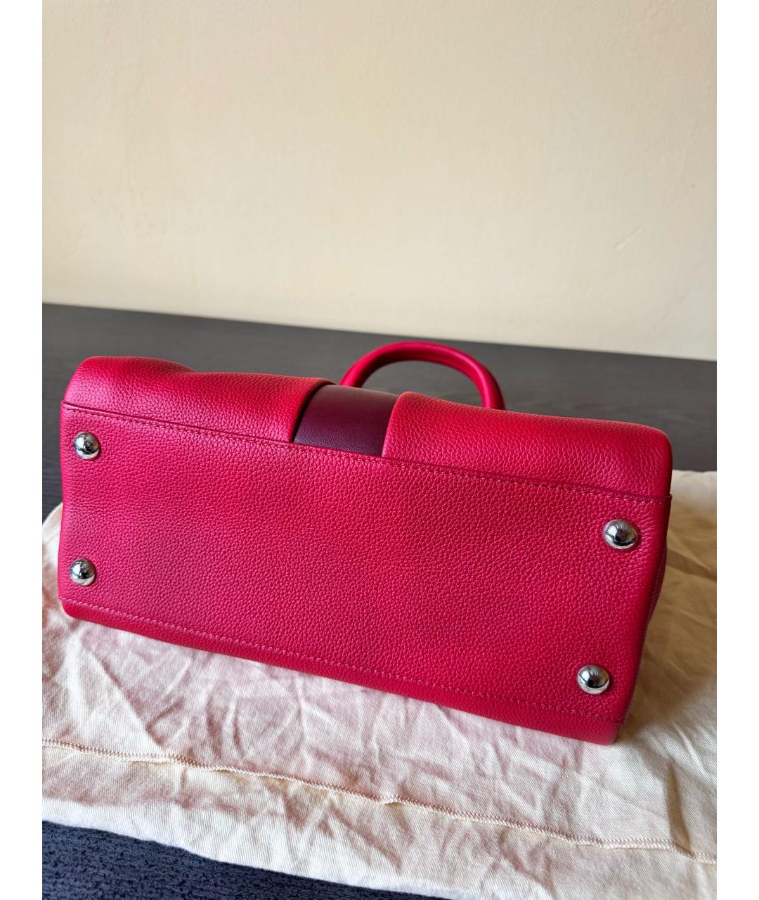 LOUIS VUITTON Коралловая кожаная сумка с короткими ручками, фото 5