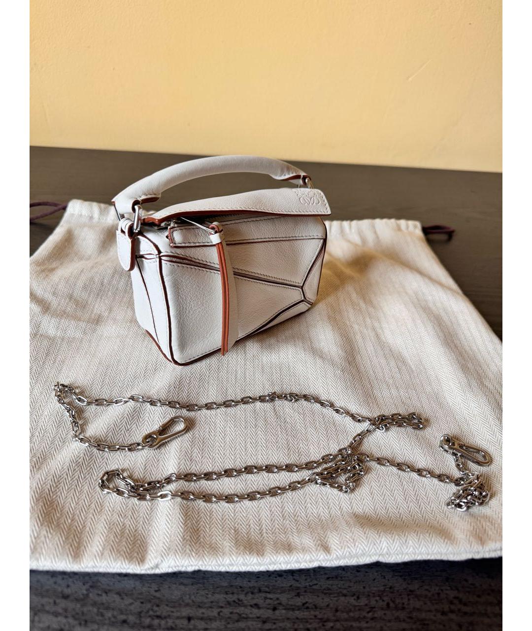 LOEWE Белая кожаная сумка с короткими ручками, фото 2