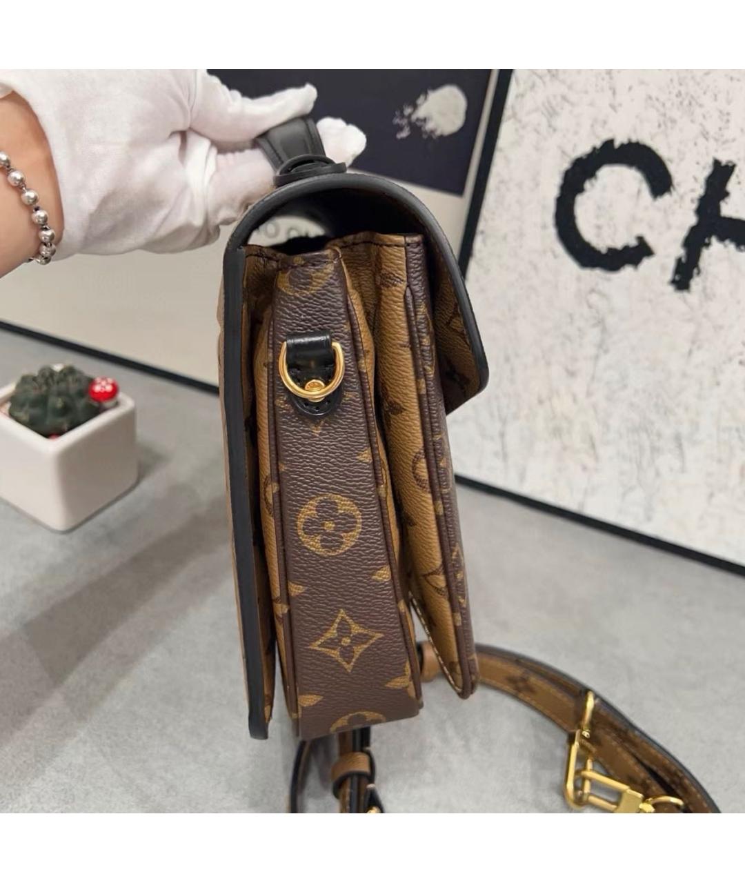 LOUIS VUITTON Коричневая сумка через плечо, фото 4