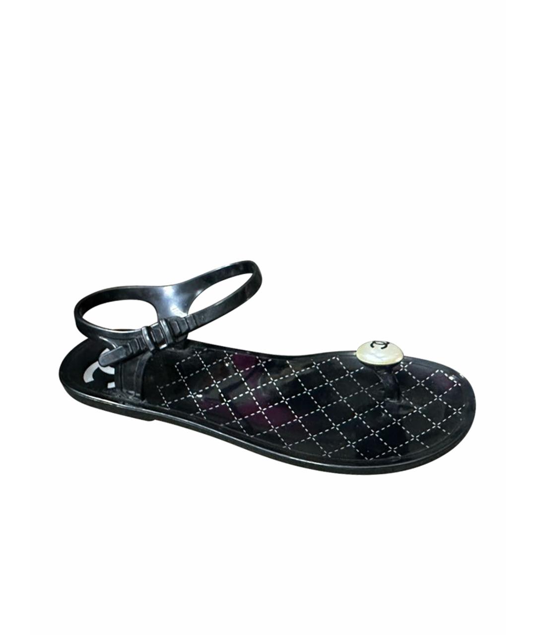 CHANEL Черные резиновые сандалии, фото 1