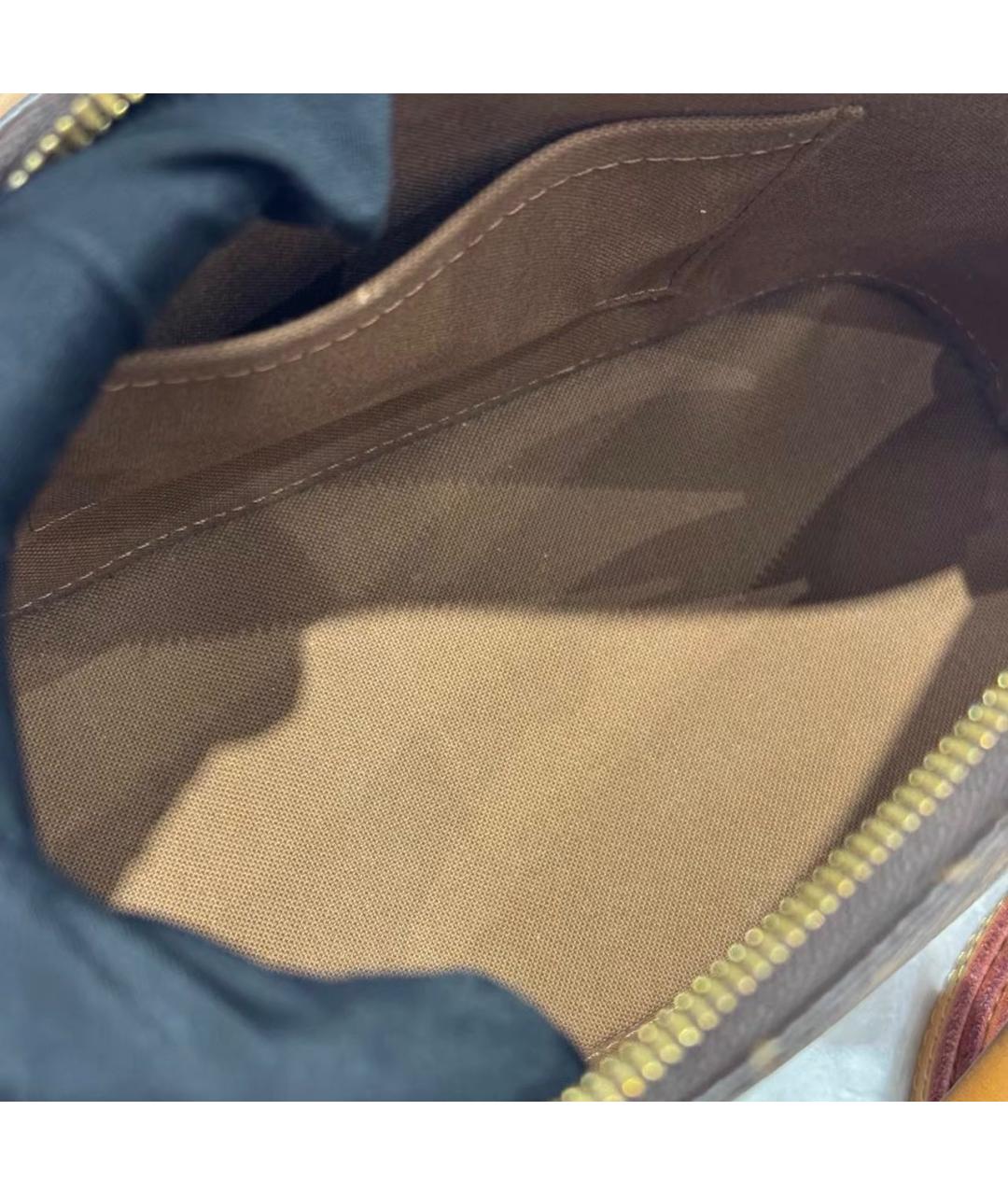 LOUIS VUITTON Коричневая кожаная сумка с короткими ручками, фото 7