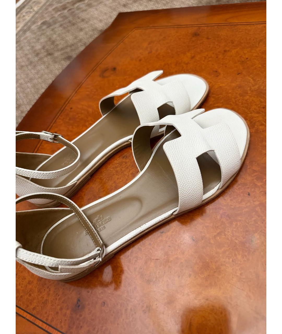 HERMES Белые кожаные сандалии, фото 2
