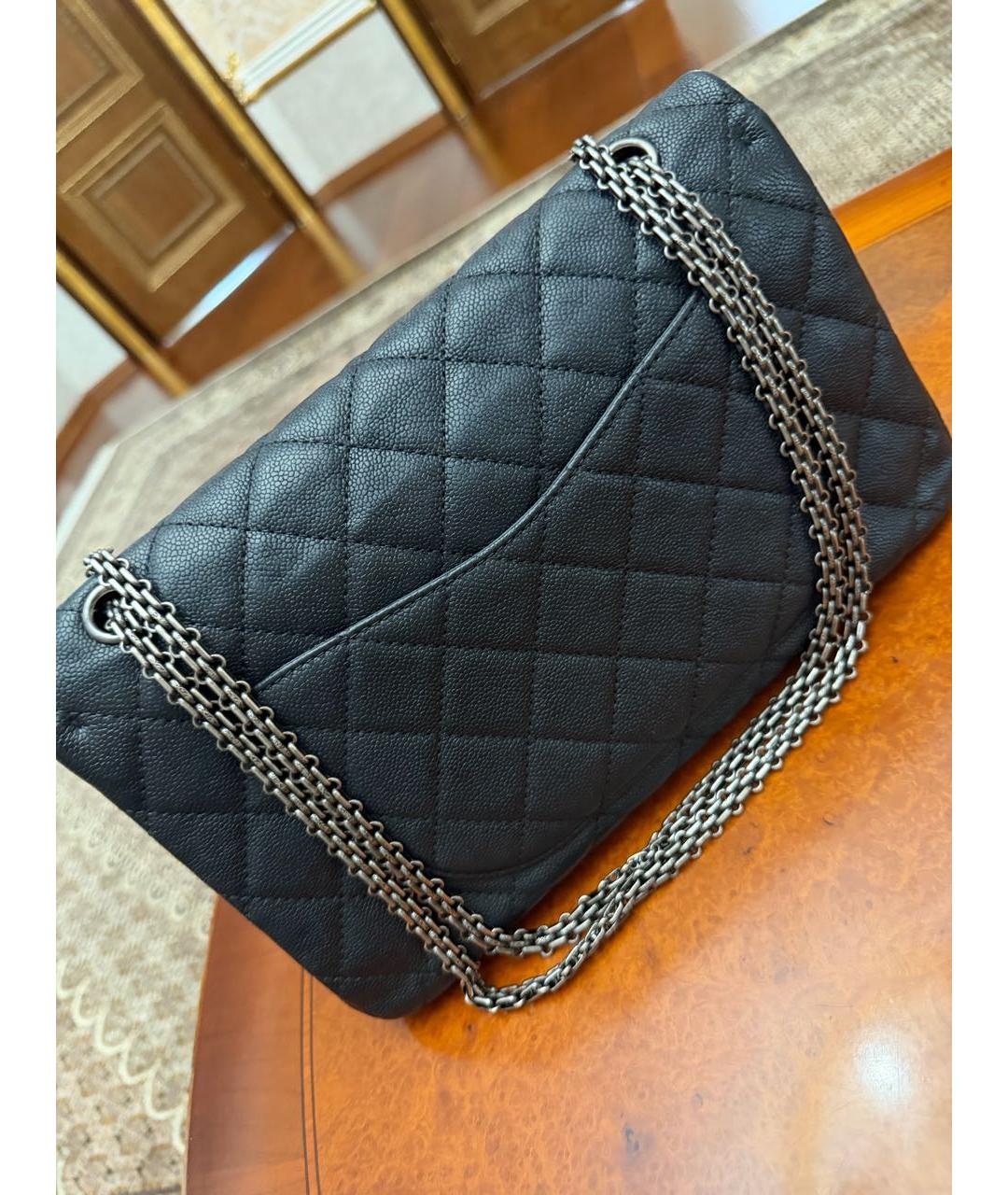 CHANEL Серая кожаная сумка с короткими ручками, фото 2