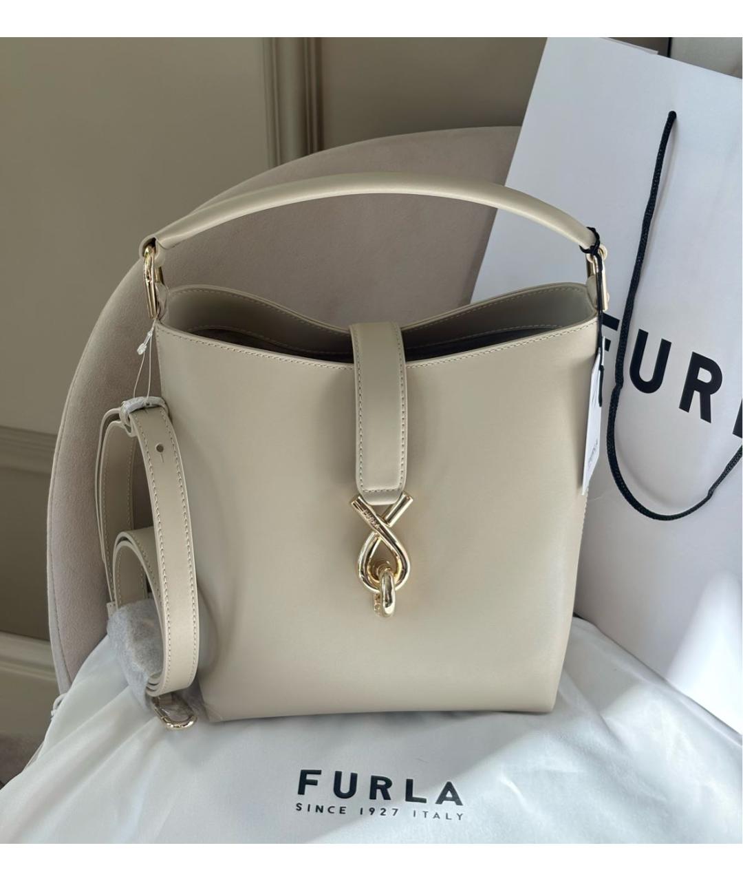 FURLA Бежевая кожаная сумка с короткими ручками, фото 2