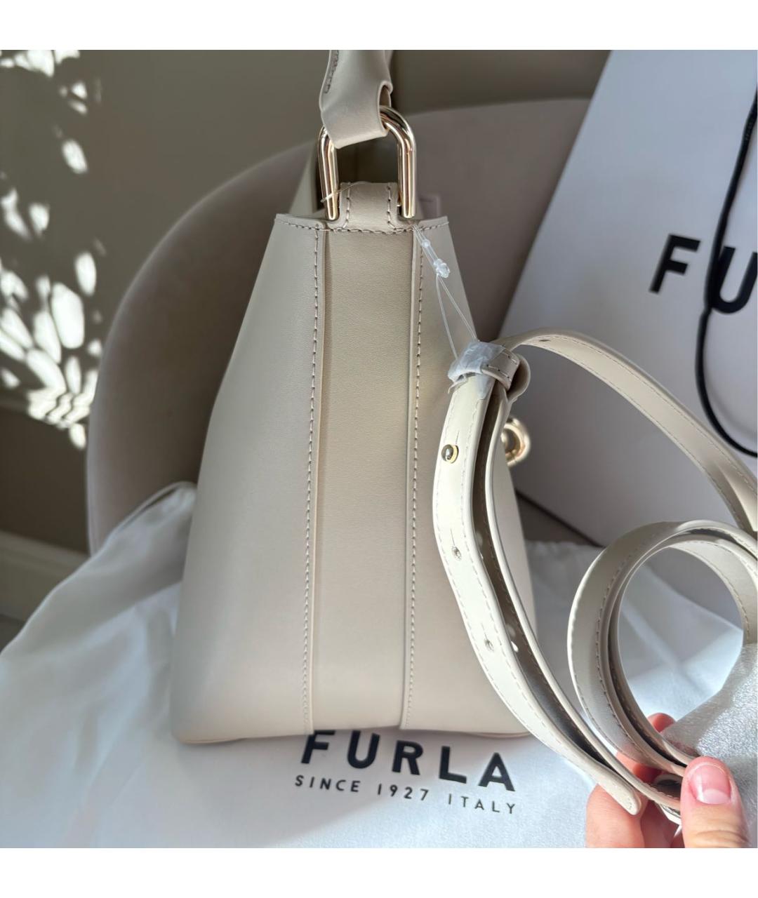 FURLA Бежевая кожаная сумка с короткими ручками, фото 7