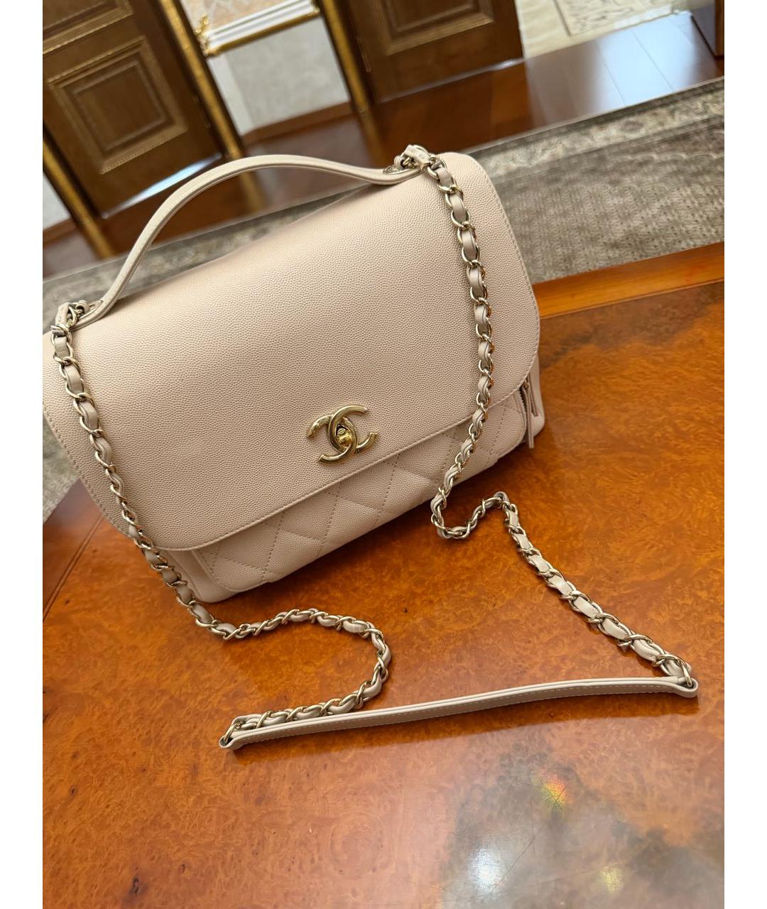 CHANEL Бежевая кожаная сумка через плечо, фото 2